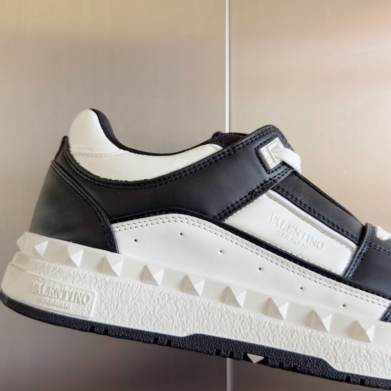 Valentino Sneakers